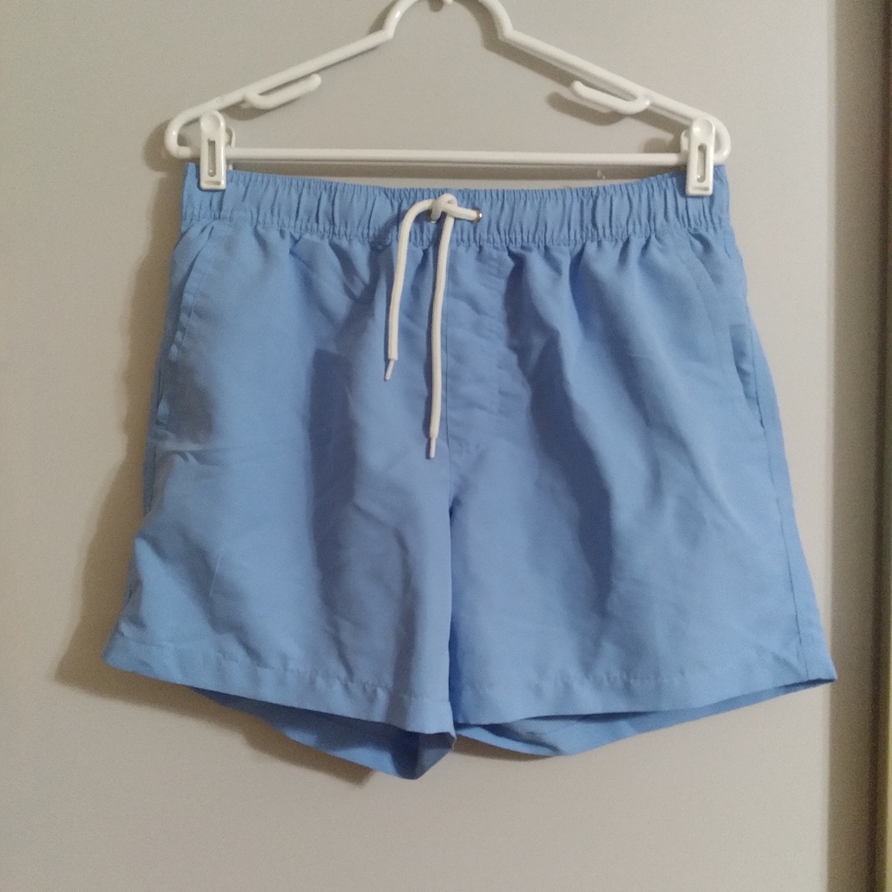 Forever 21 Large Pockets Mesh Swim Beach Shorts